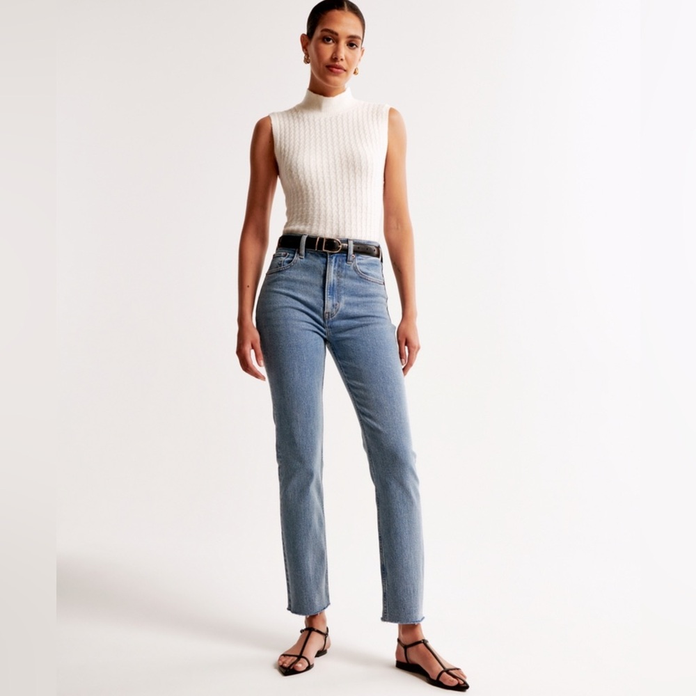 Abercrombie and Fitch Ankle Straight Ultra High Rise, distressed raw hem